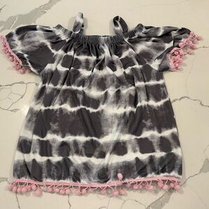 Kids cold shoulder Pom Pom tee